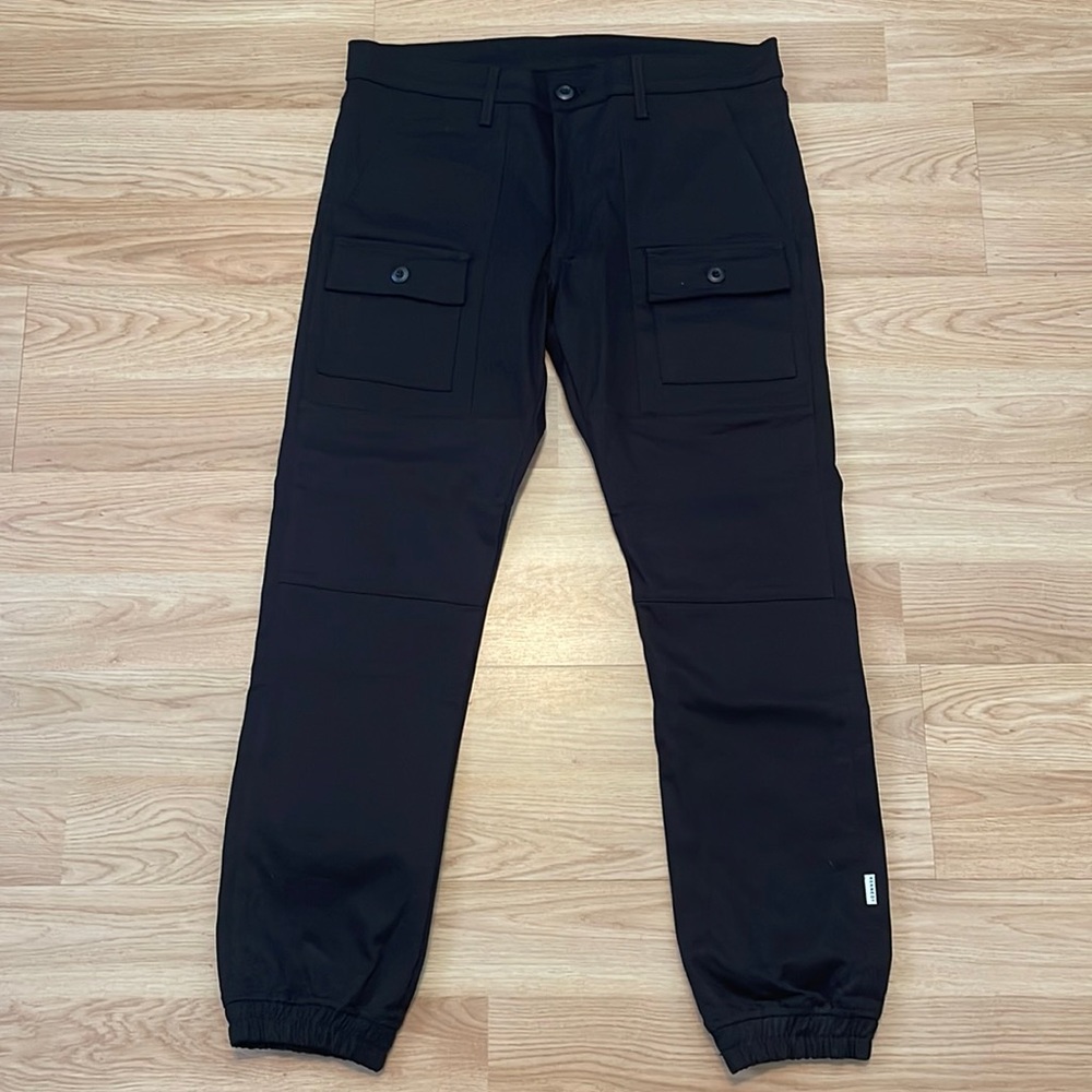 The Kennedy Blk Chino joggers sz 34